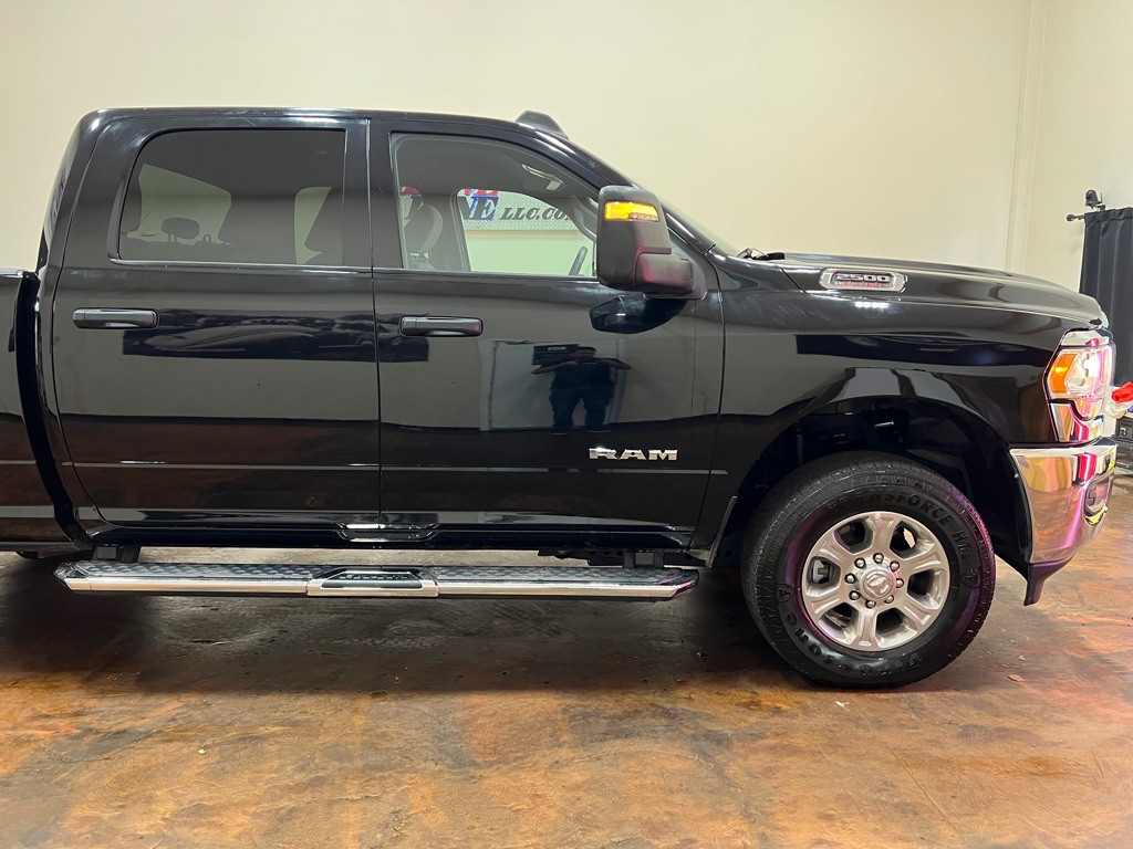 2024 RAM 2500 Image 12