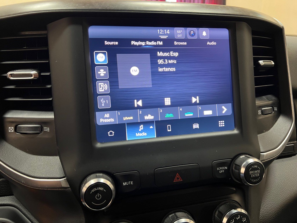 2024 RAM 2500 Image 25