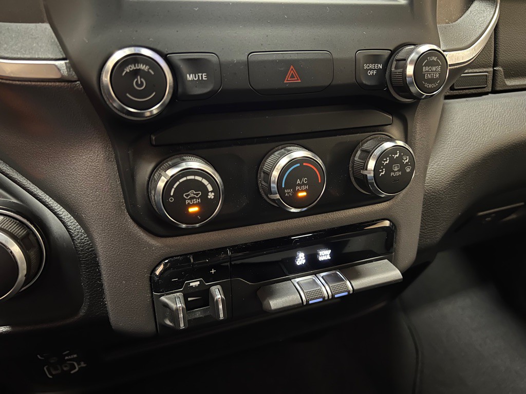 2024 RAM 2500 Image 27