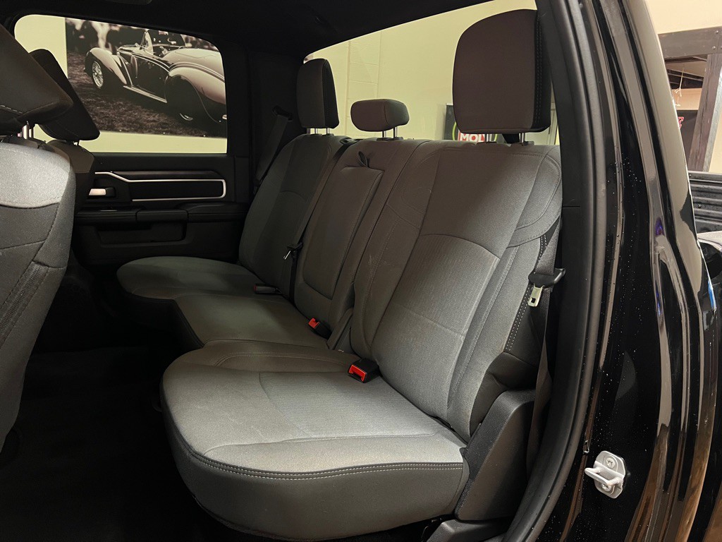 2024 RAM 2500 Image 33