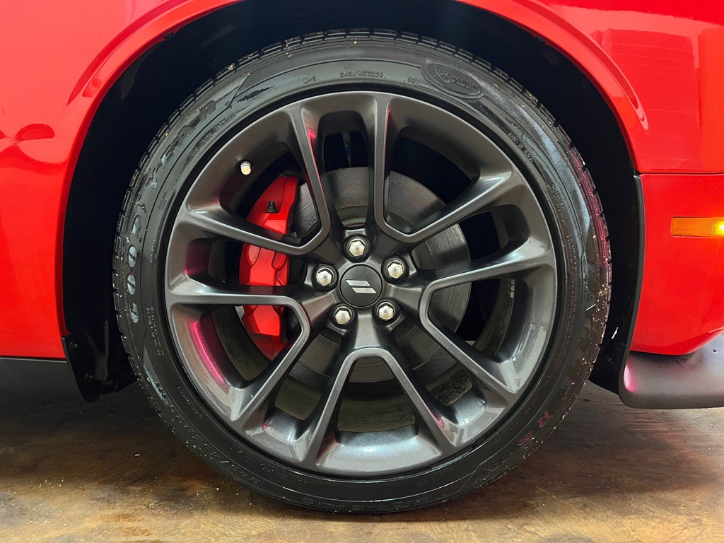 2021 Dodge Challenger Image 11