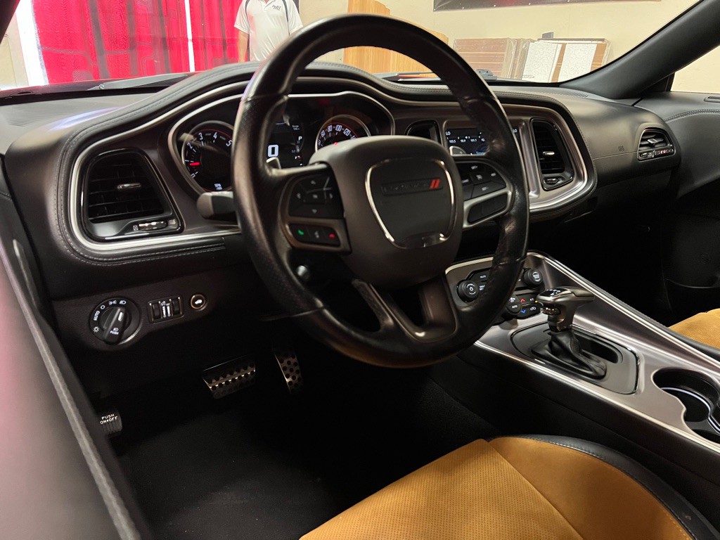 2021 Dodge Challenger Image 13