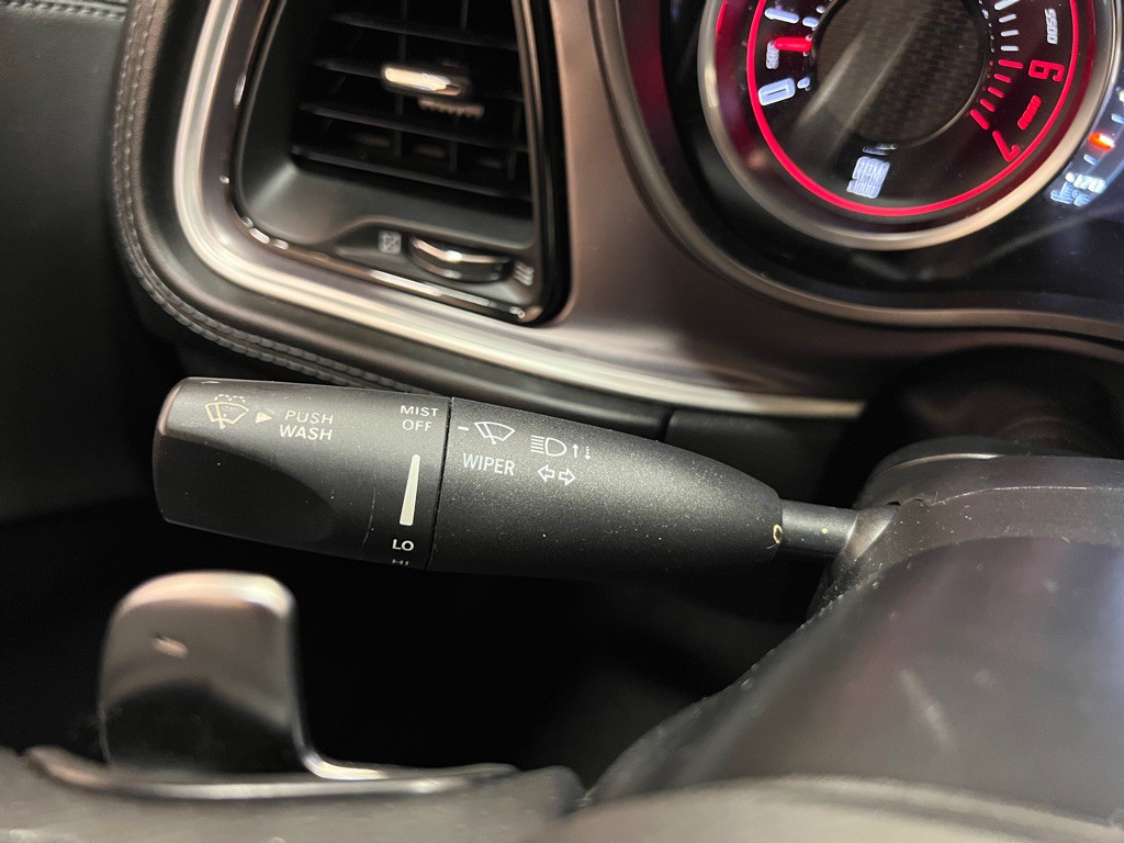 2021 Dodge Challenger Image 19