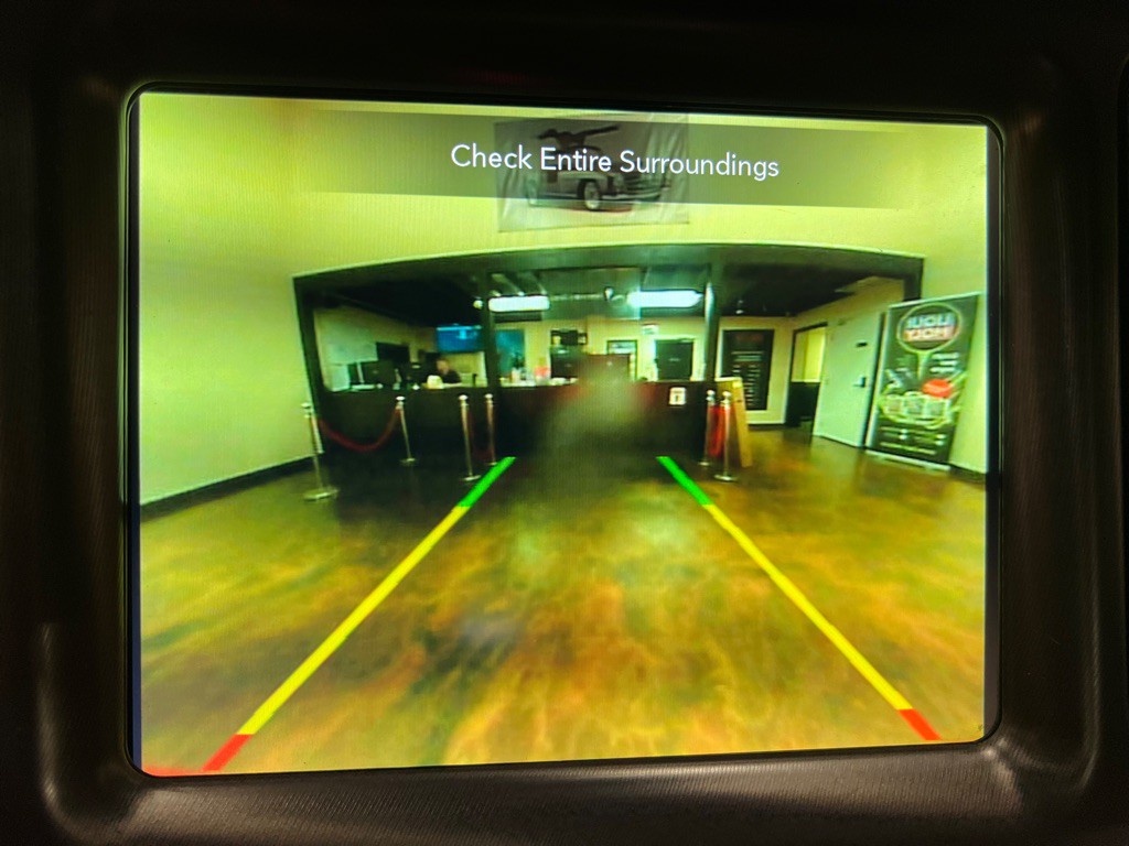 2021 Dodge Challenger Image 24