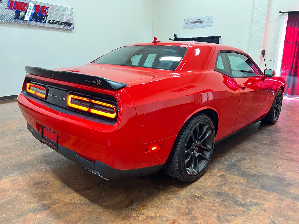 2021 Dodge Challenger Image 9