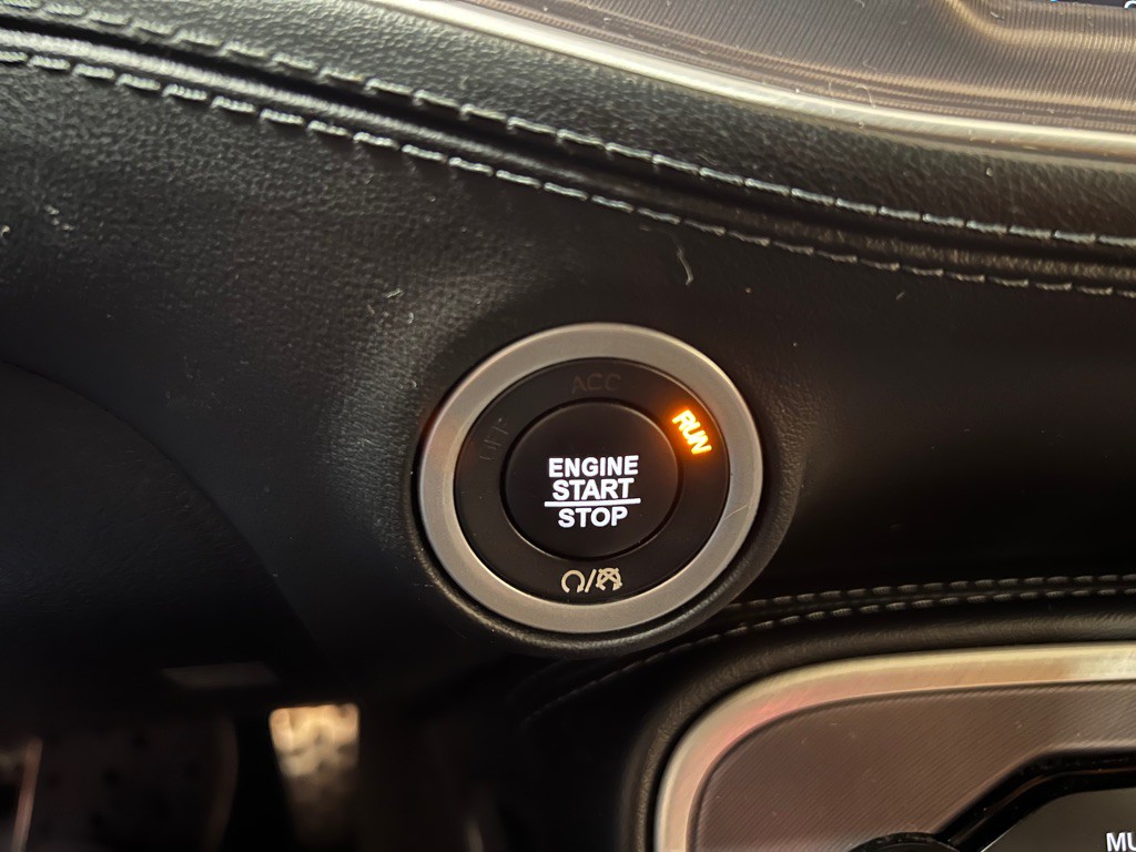 2021 Dodge Challenger Image 26
