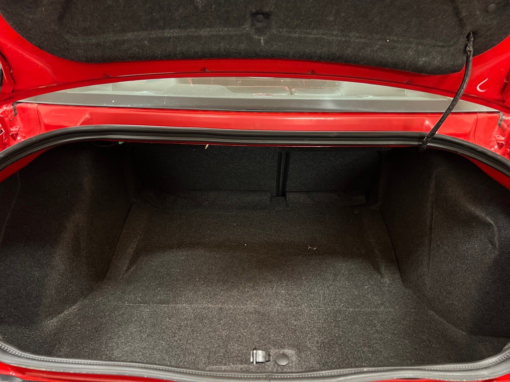 2021 Dodge Challenger Image 35