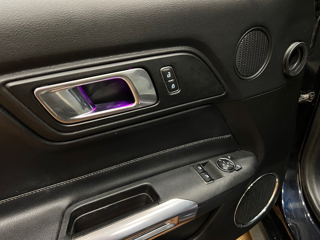 2021 Ford Mustang Image 26