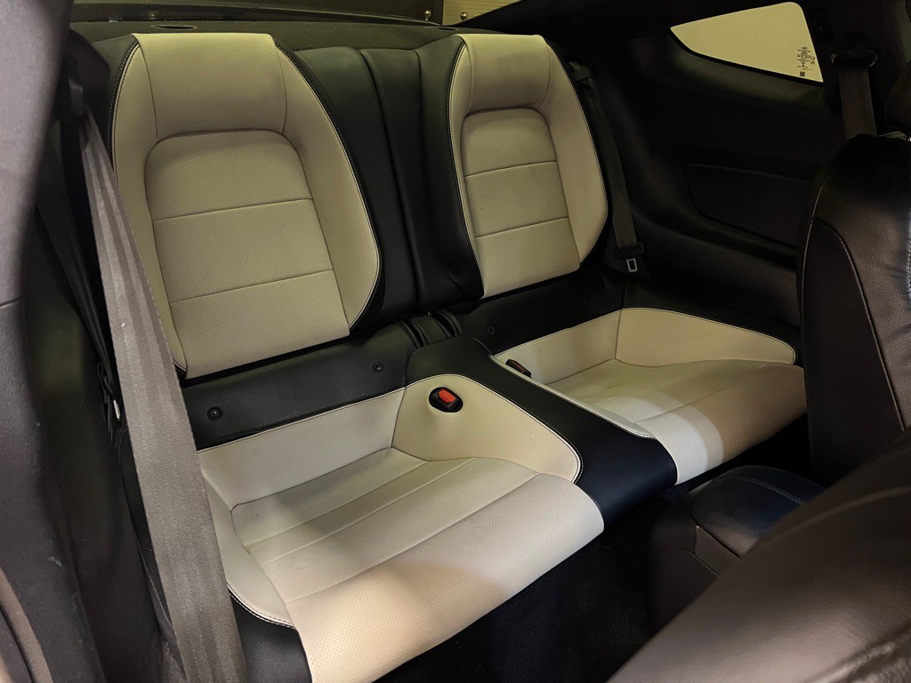 2021 Ford Mustang Image 29