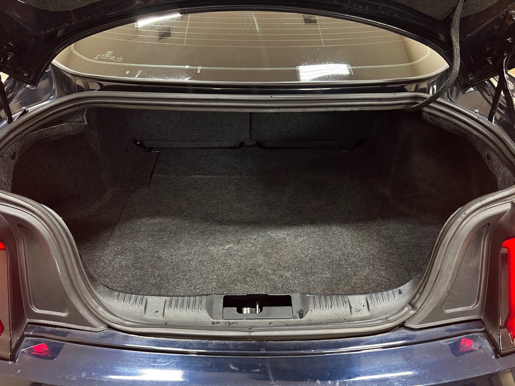 2021 Ford Mustang Image 31