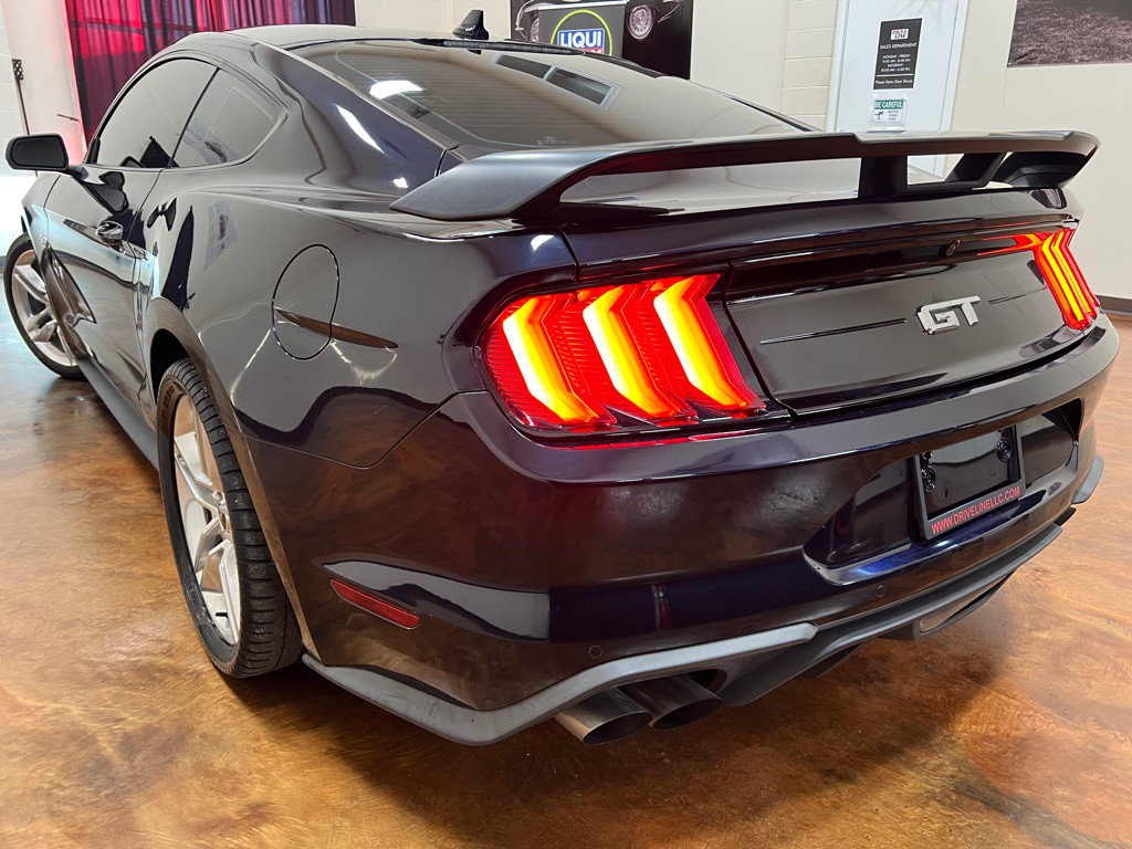 2021 Ford Mustang Image 34