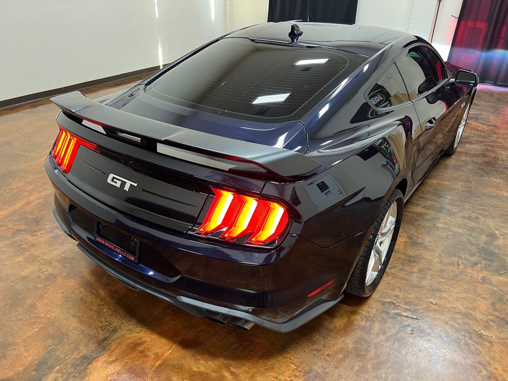 2021 Ford Mustang Image 42