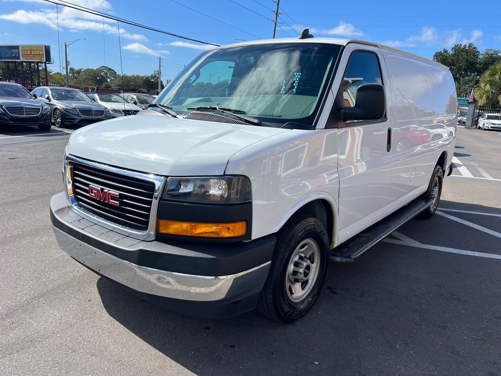 2021 GMC Savana Image 5