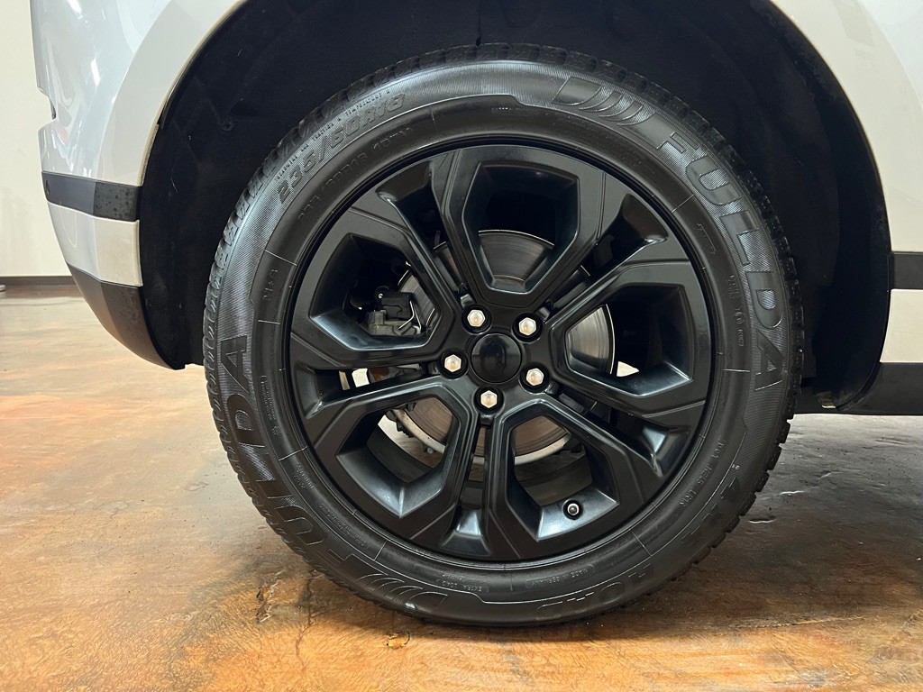 2020 Land Rover Range Rover Evoque Image 12