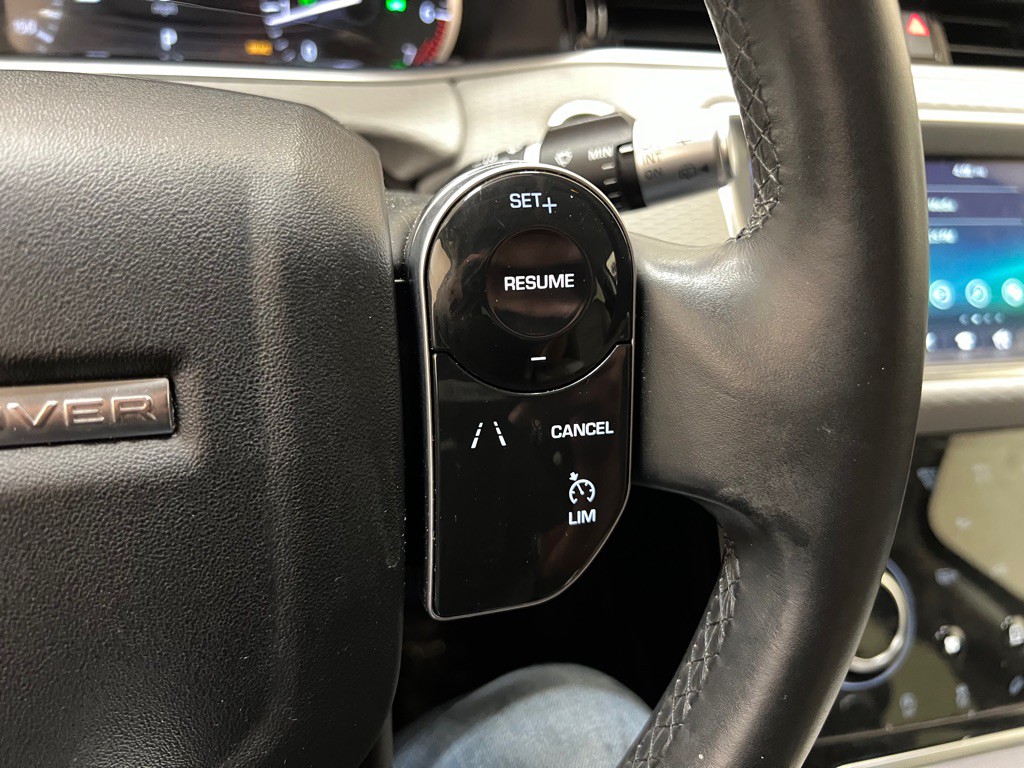 2020 Land Rover Range Rover Evoque Image 19