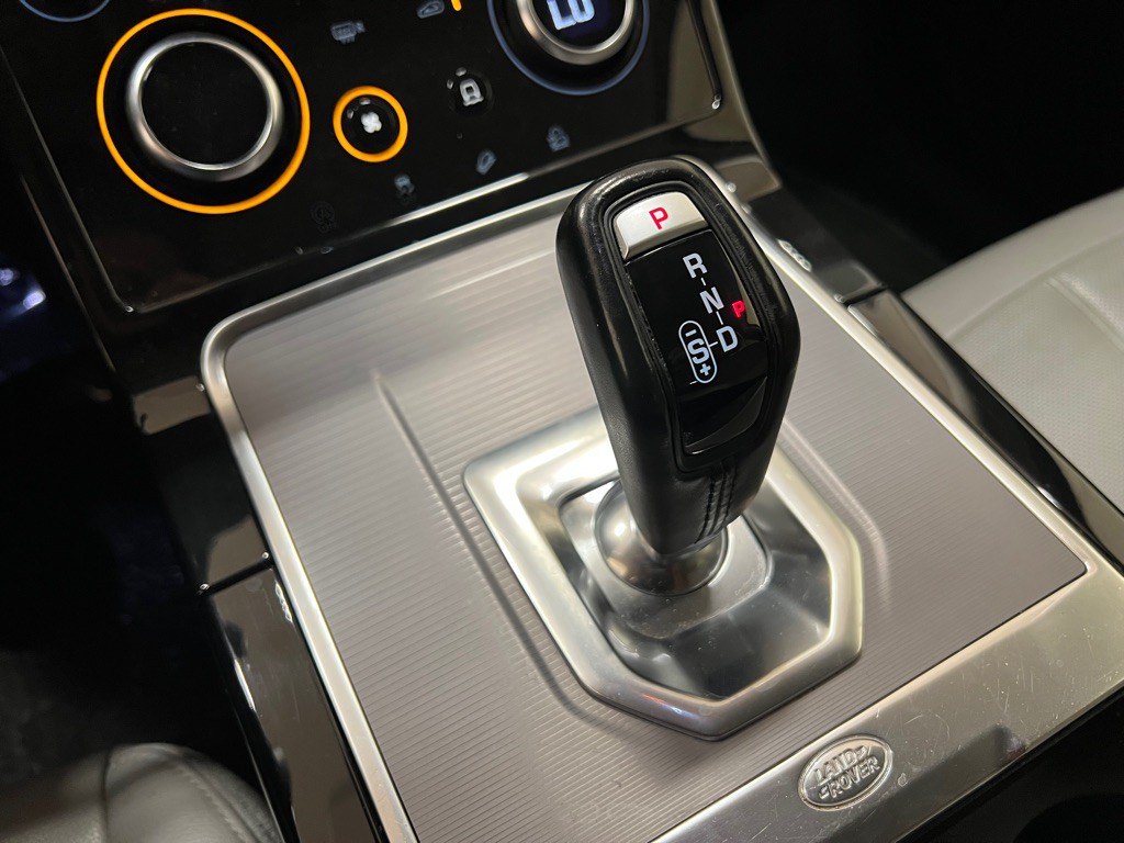 2020 Land Rover Range Rover Evoque Image 23