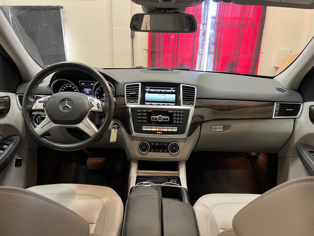 2015 Mercedes-Benz M-Class Image 12