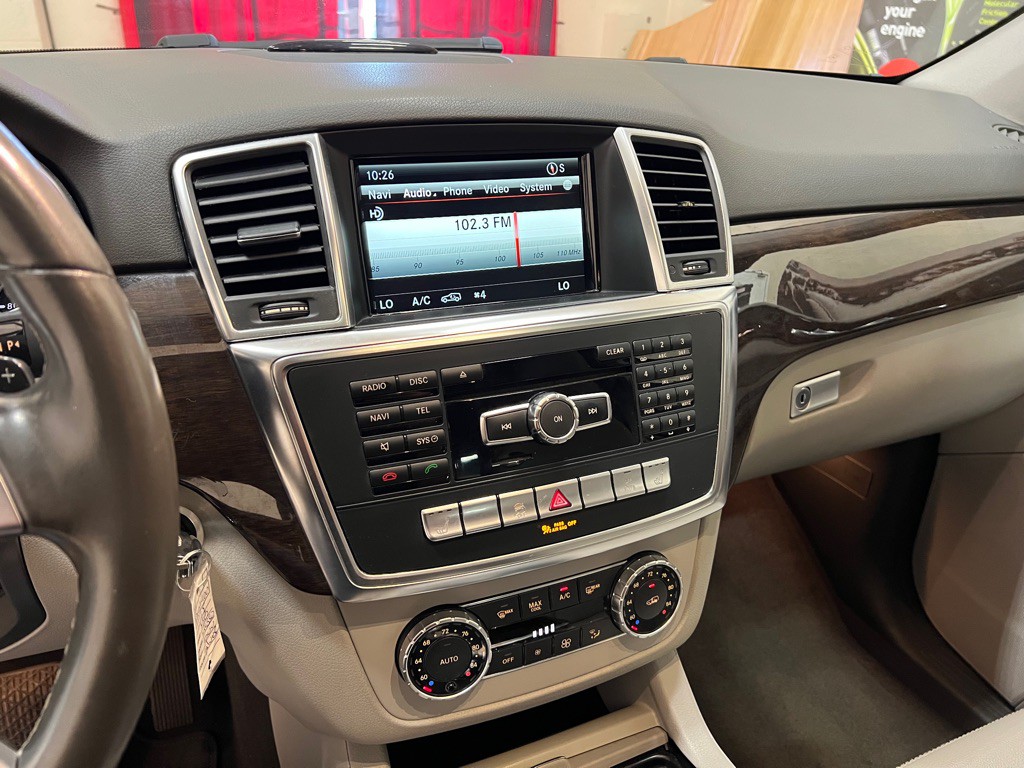 2015 Mercedes-Benz M-Class Image 19