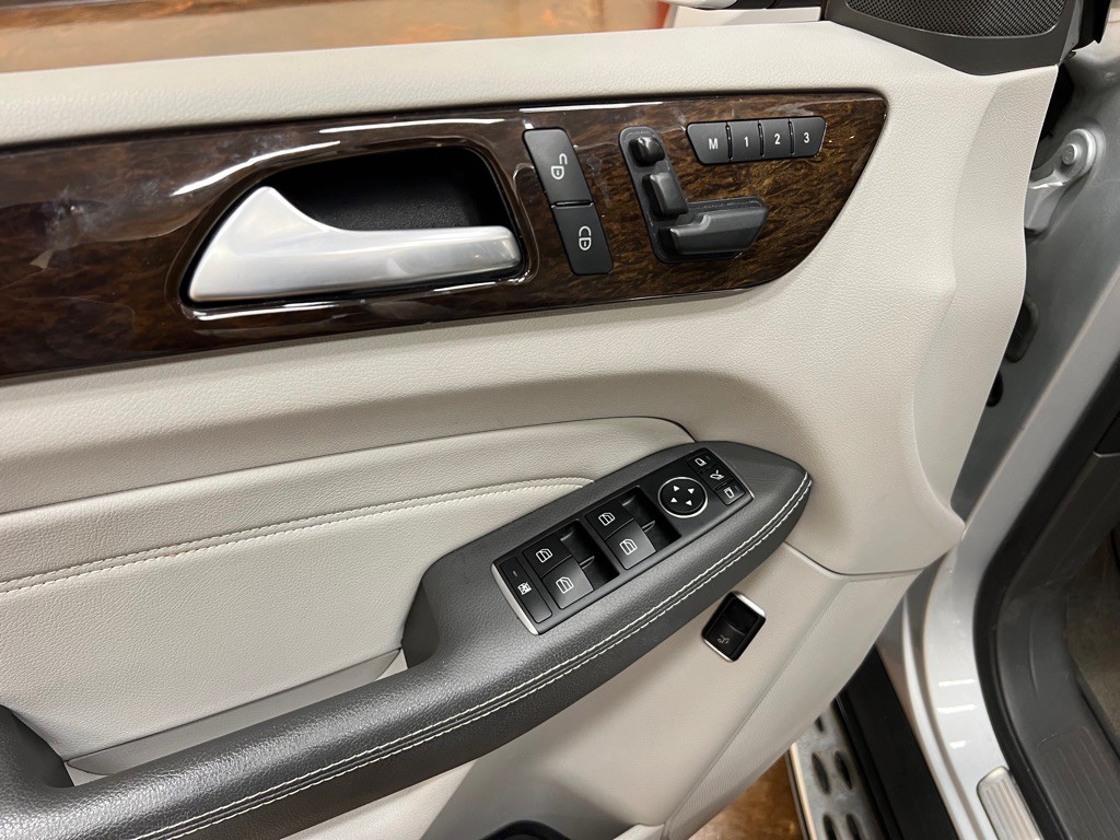 2015 Mercedes-Benz M-Class Image 23