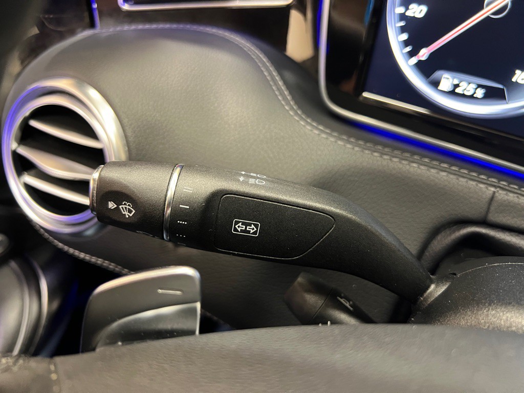 2016 Mercedes-Benz S-Class Image 19