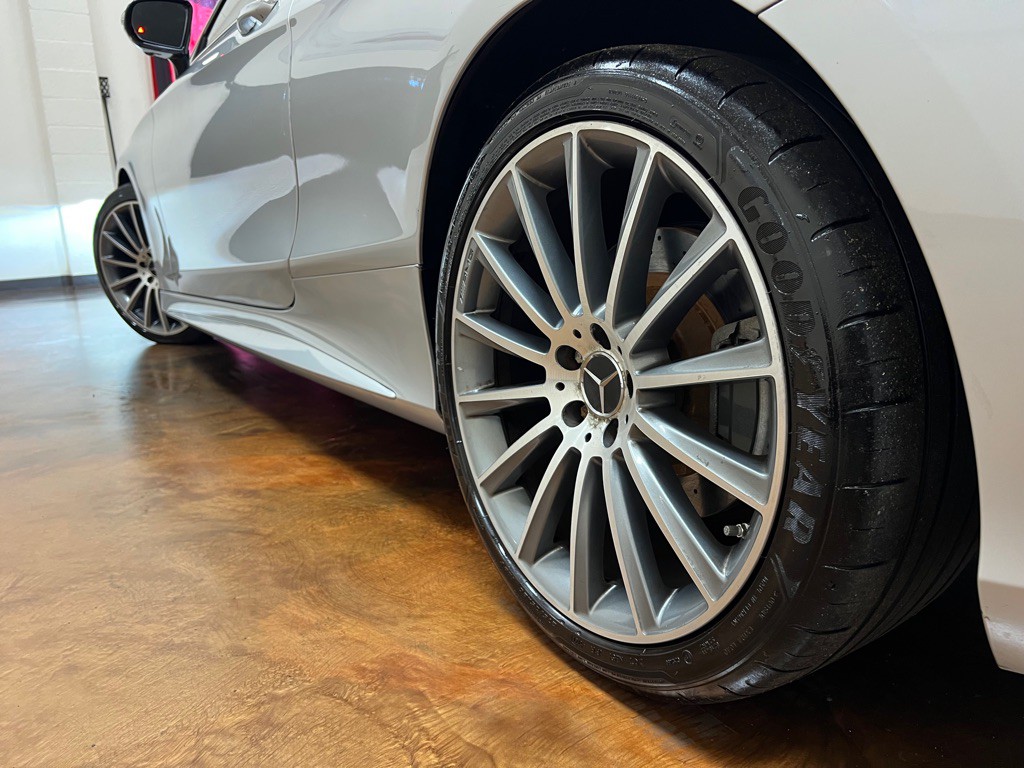 2016 Mercedes-Benz S-Class Image 39