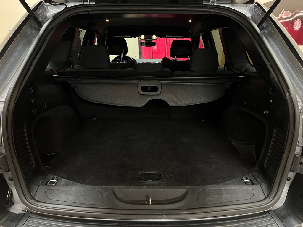 2019 Jeep Grand Cherokee Image 37