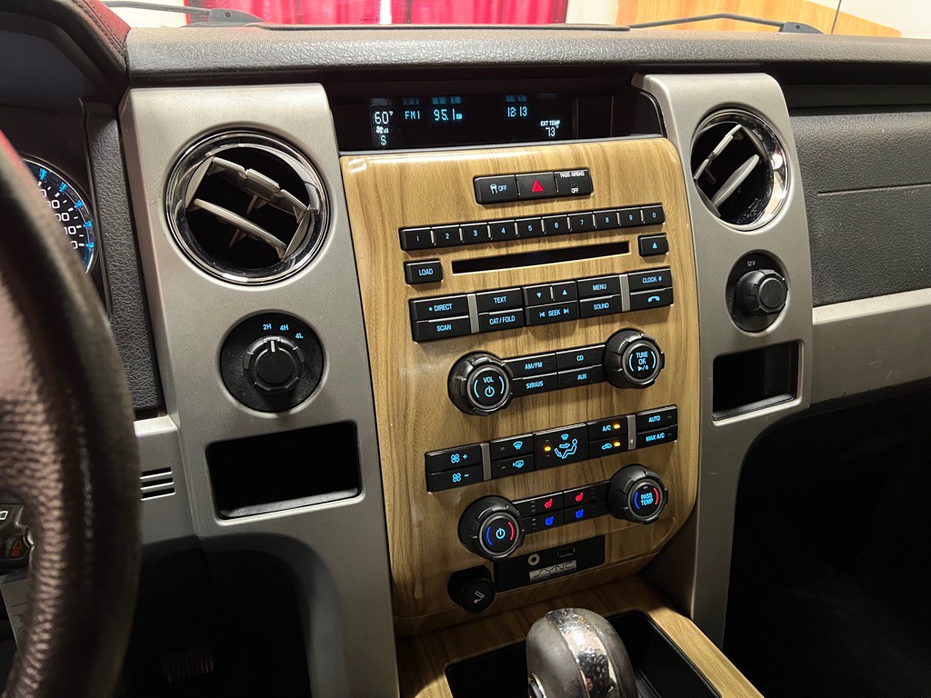 2011 Ford F-150 Image 24