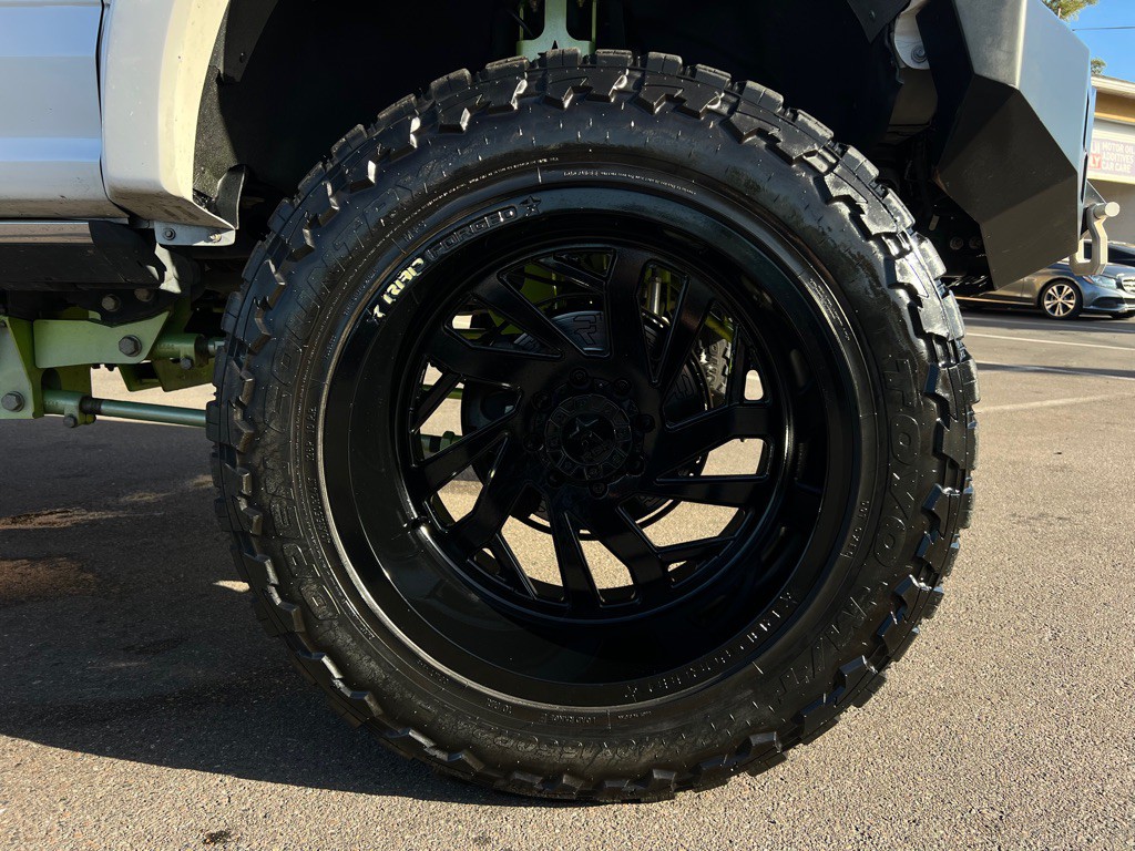 2017 Ford F-350 Image 13