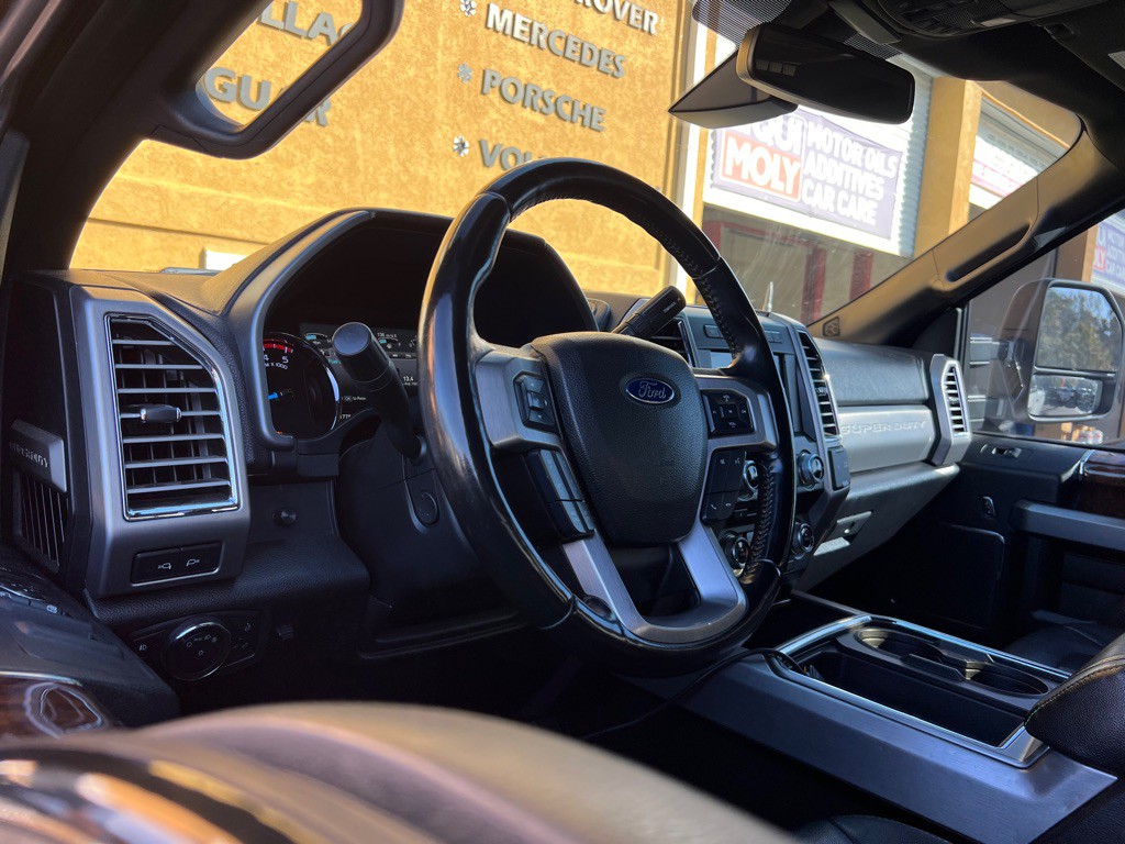 2017 Ford F-350 Image 15