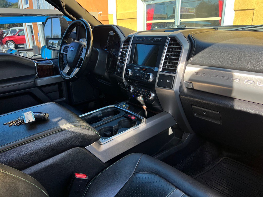 2017 Ford F-350 Image 17