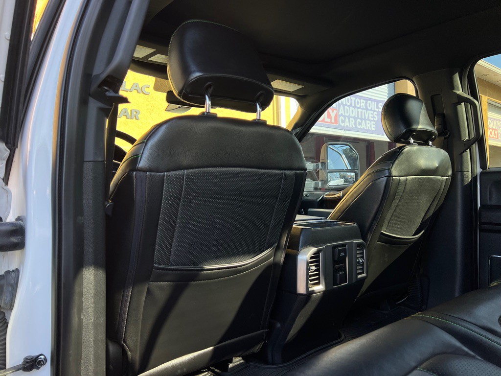 2017 Ford F-350 Image 36