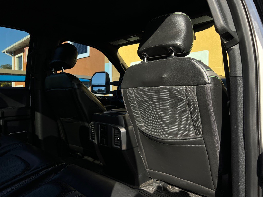 2017 Ford F-350 Image 39