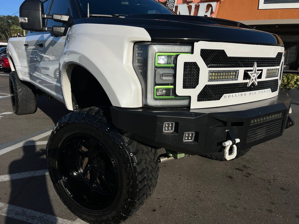 2017 Ford F-350 Image 45