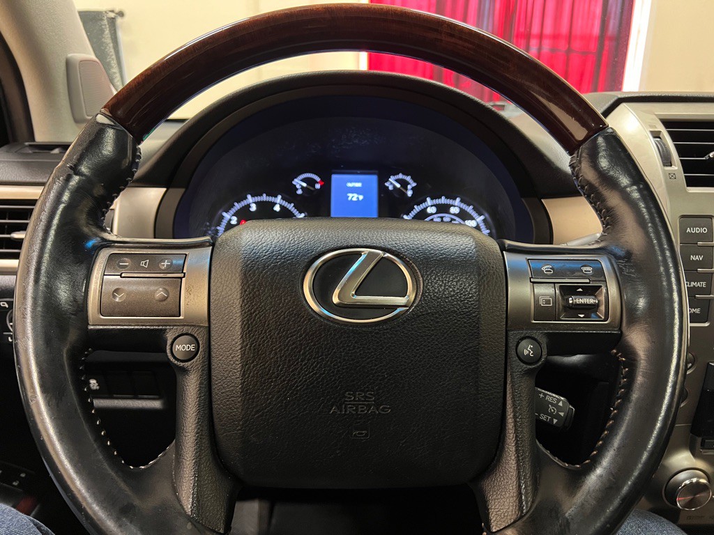 2014 Lexus GX 460 Image 18