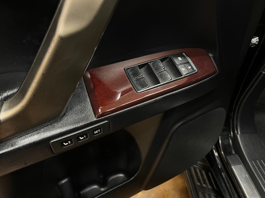 2014 Lexus GX 460 Image 31