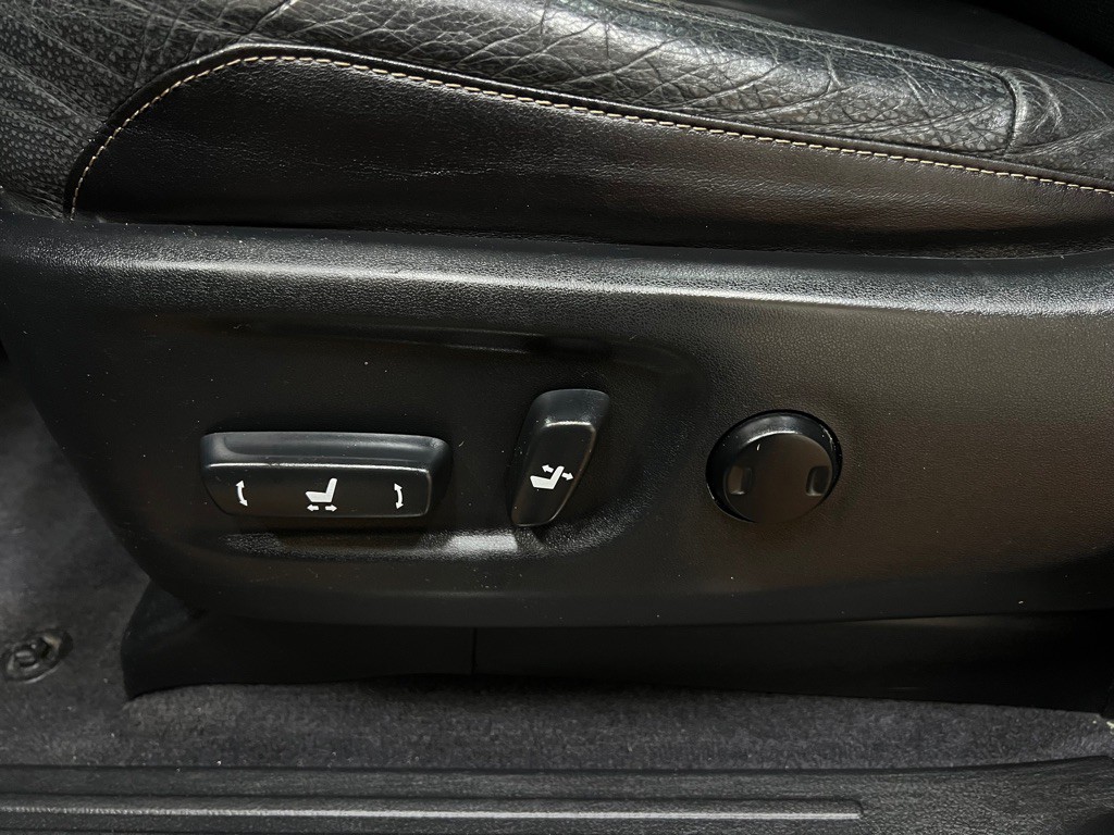 2014 Lexus GX 460 Image 32