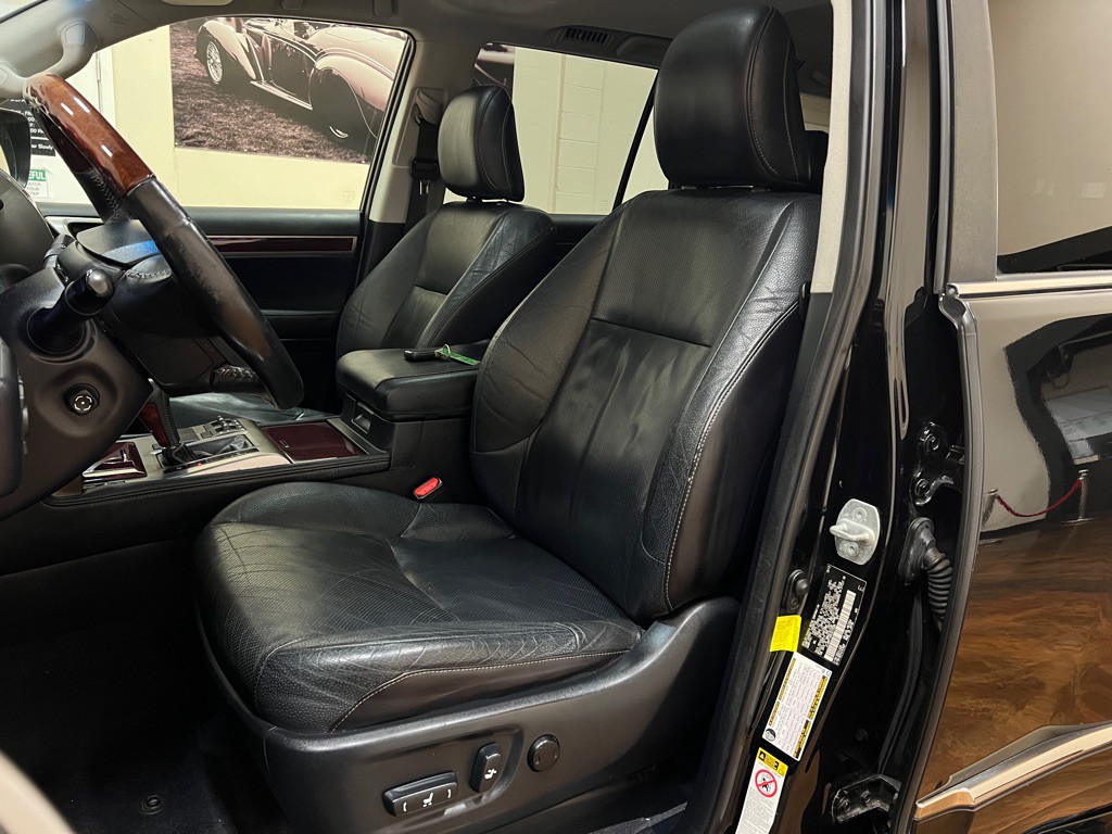 2014 Lexus GX 460 Image 33