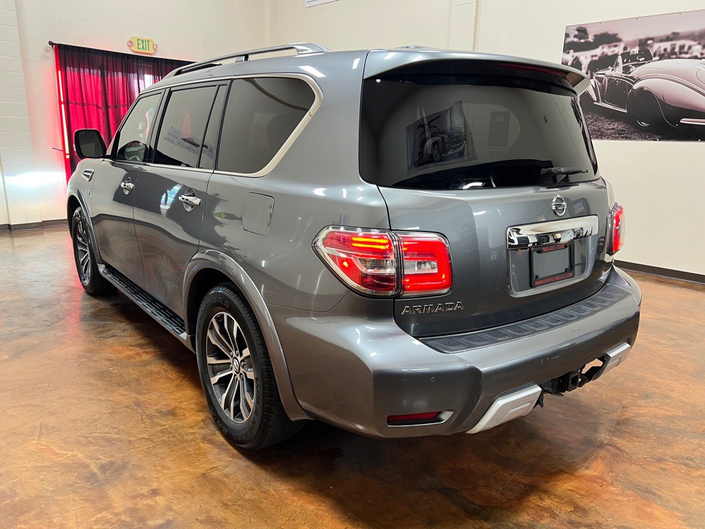 2017 Nissan Armada Image 7