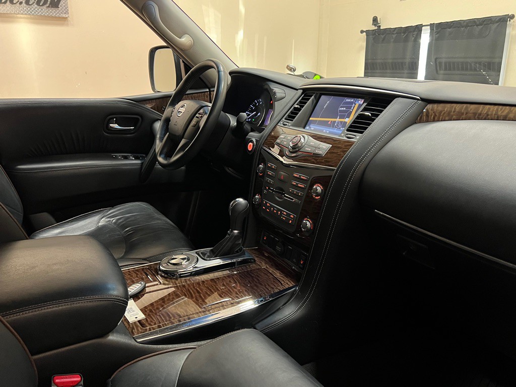 2017 Nissan Armada Image 15