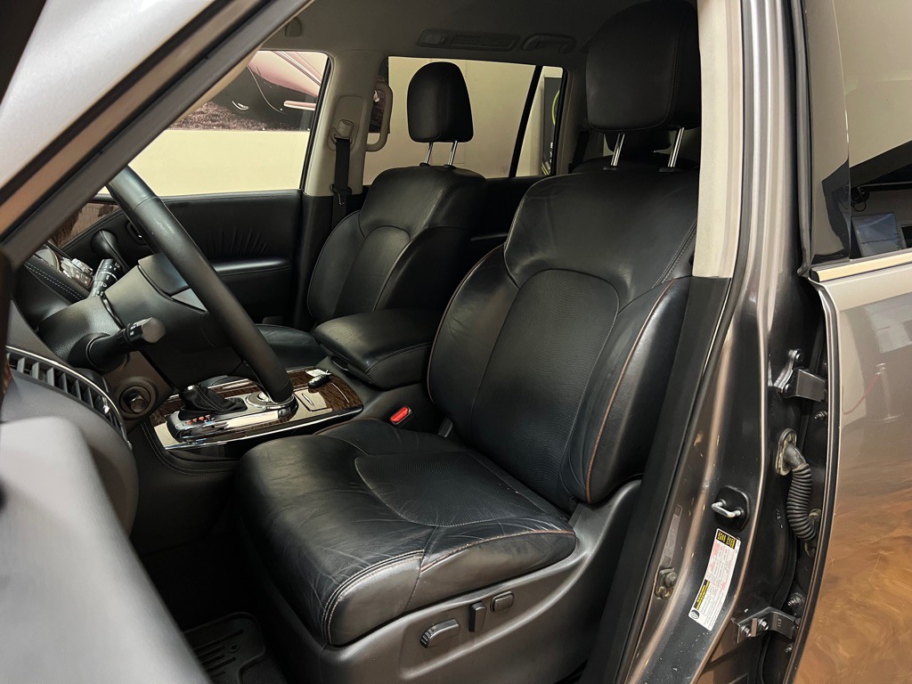 2017 Nissan Armada Image 30