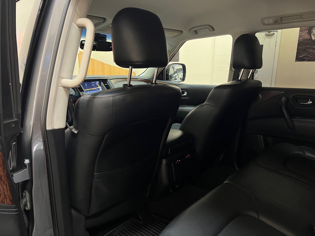 2017 Nissan Armada Image 31