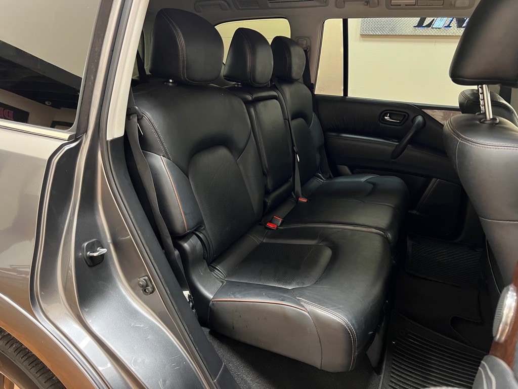 2017 Nissan Armada Image 33