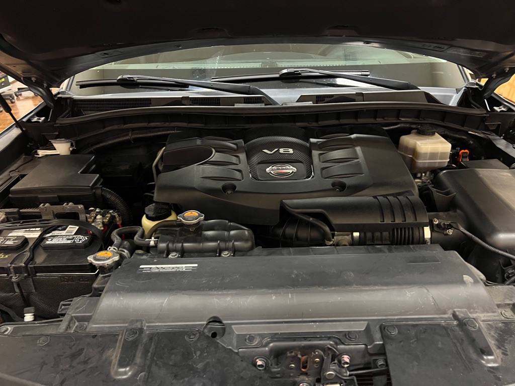 2017 Nissan Armada Image 36