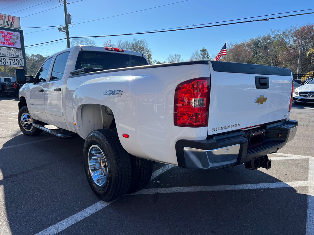 2013 Chevrolet Silverado 1500 Image 2
