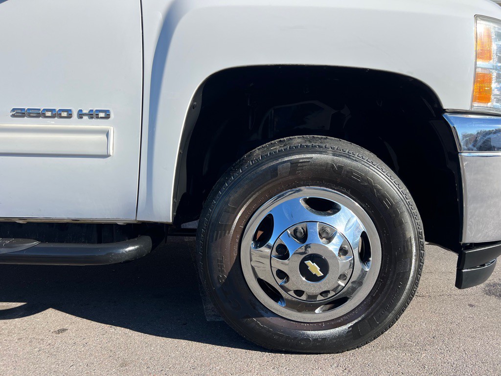 2013 Chevrolet Silverado 1500 Image 13