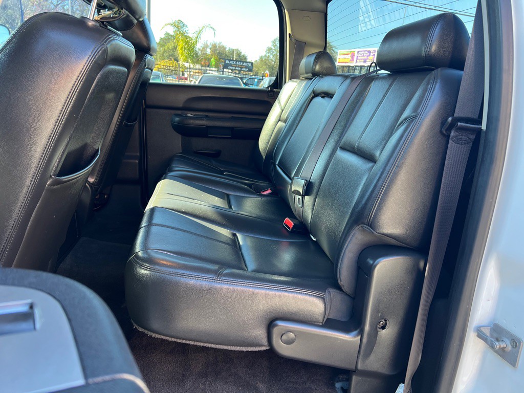 2013 Chevrolet Silverado 1500 Image 32