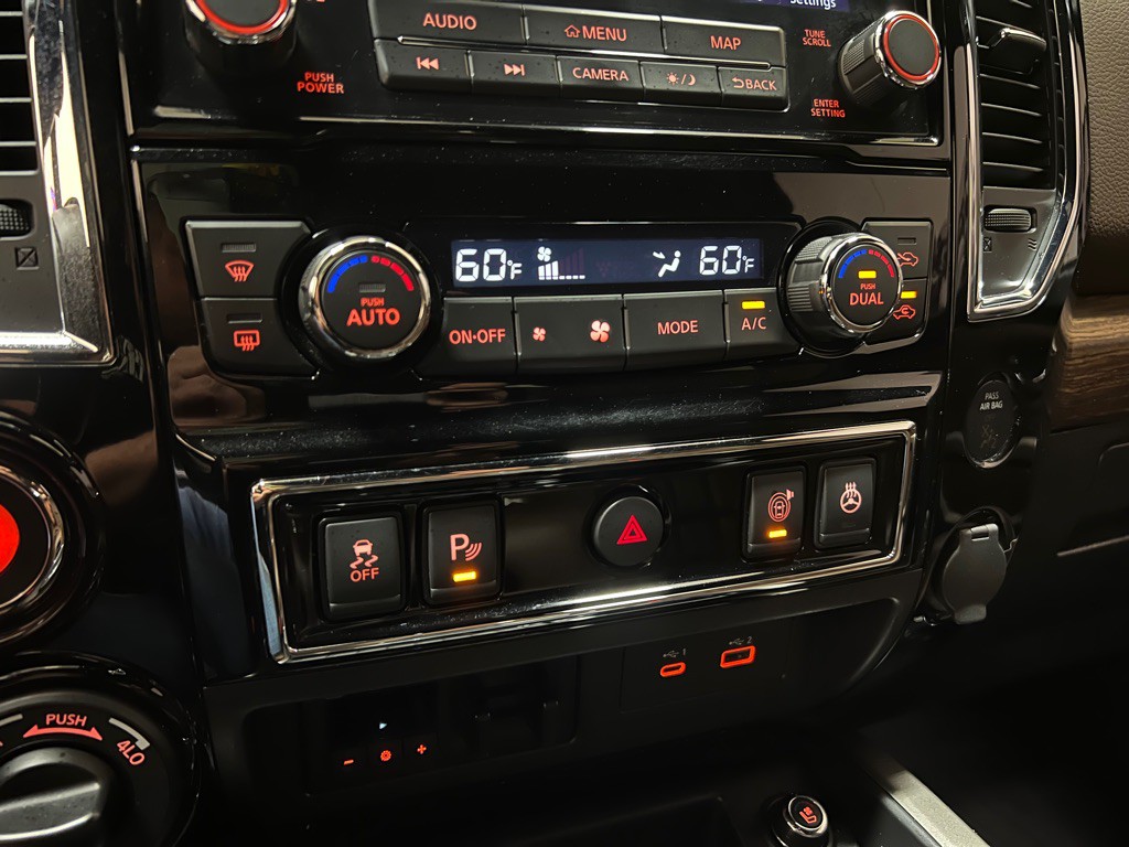 2020 Nissan Titan Image 28