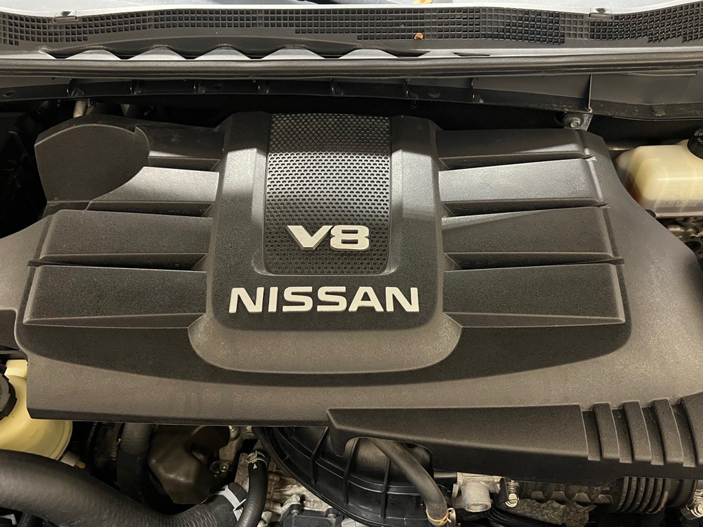 2020 Nissan Titan Image 41