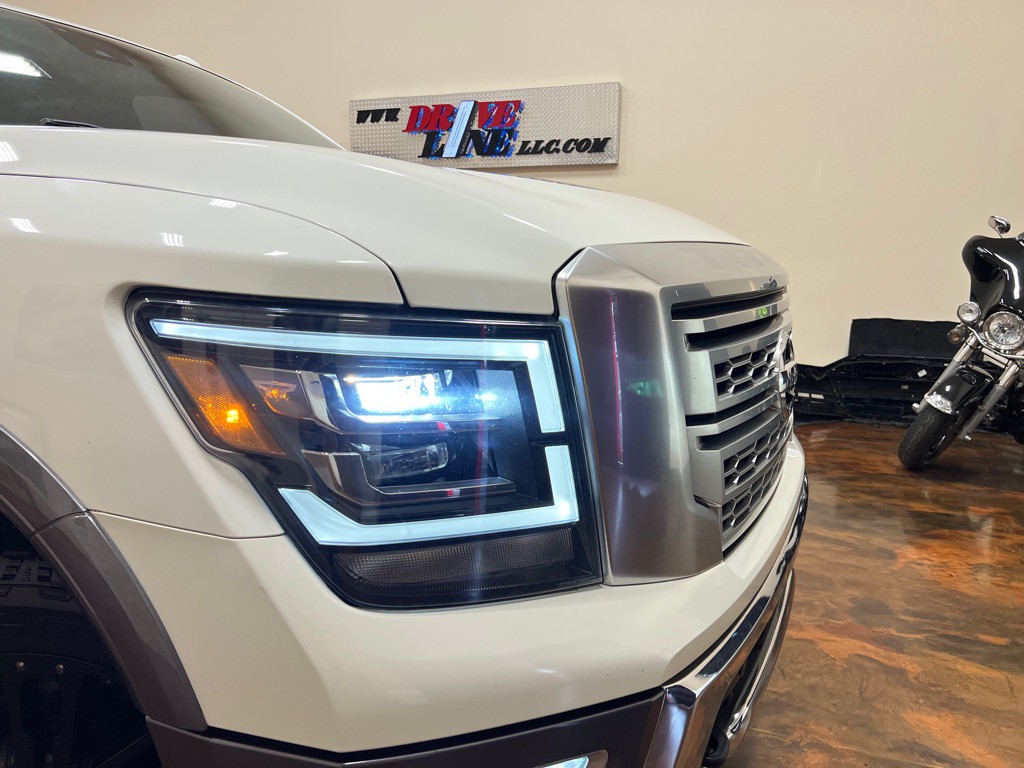 2020 Nissan Titan Image 48