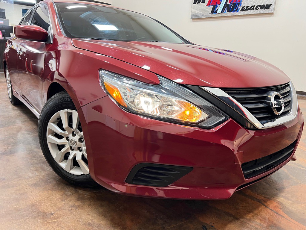 2017 Nissan Altima Image 37